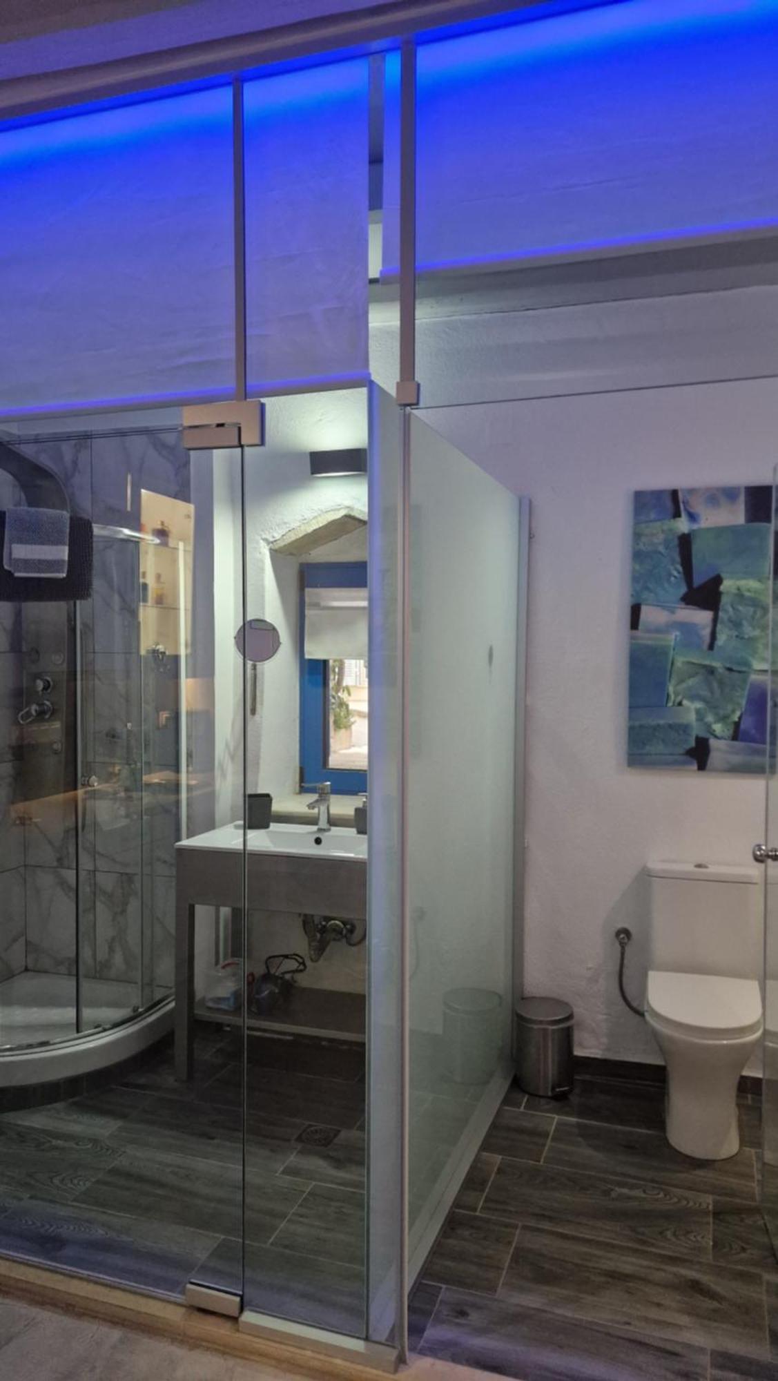 Xenonas Apartman Kamilári Szoba fotó
