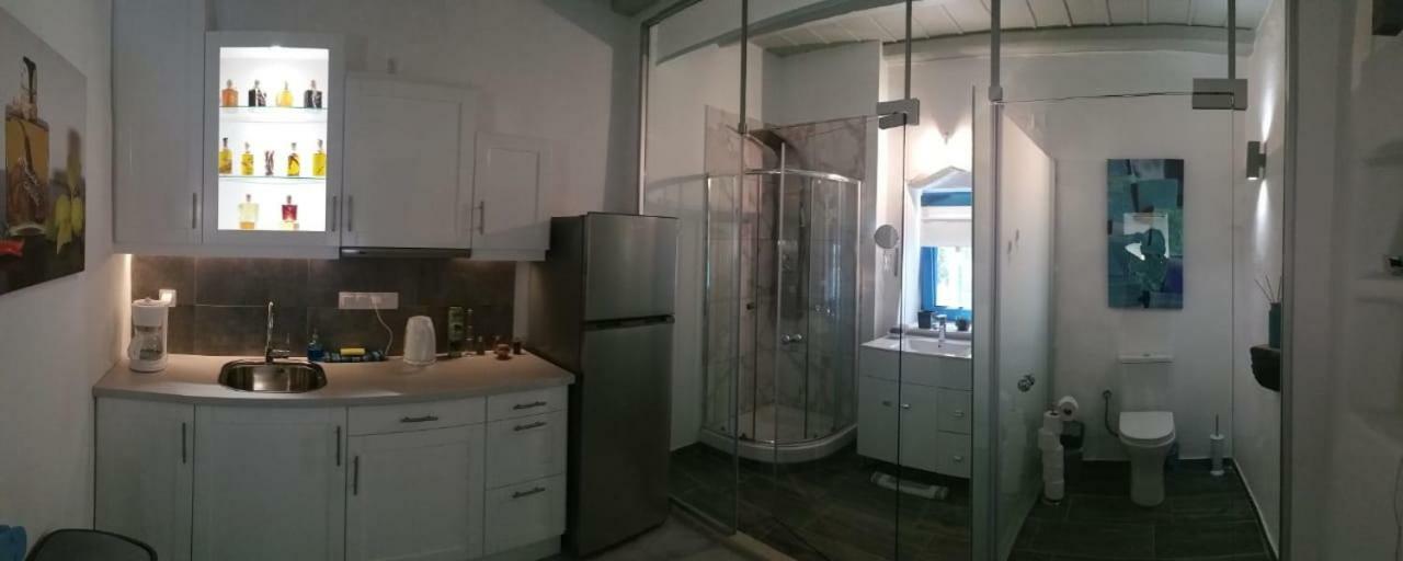Xenonas Apartman Kamilári Kültér fotó