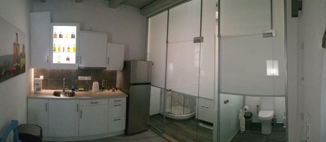 Xenonas Apartman Kamilári Kültér fotó